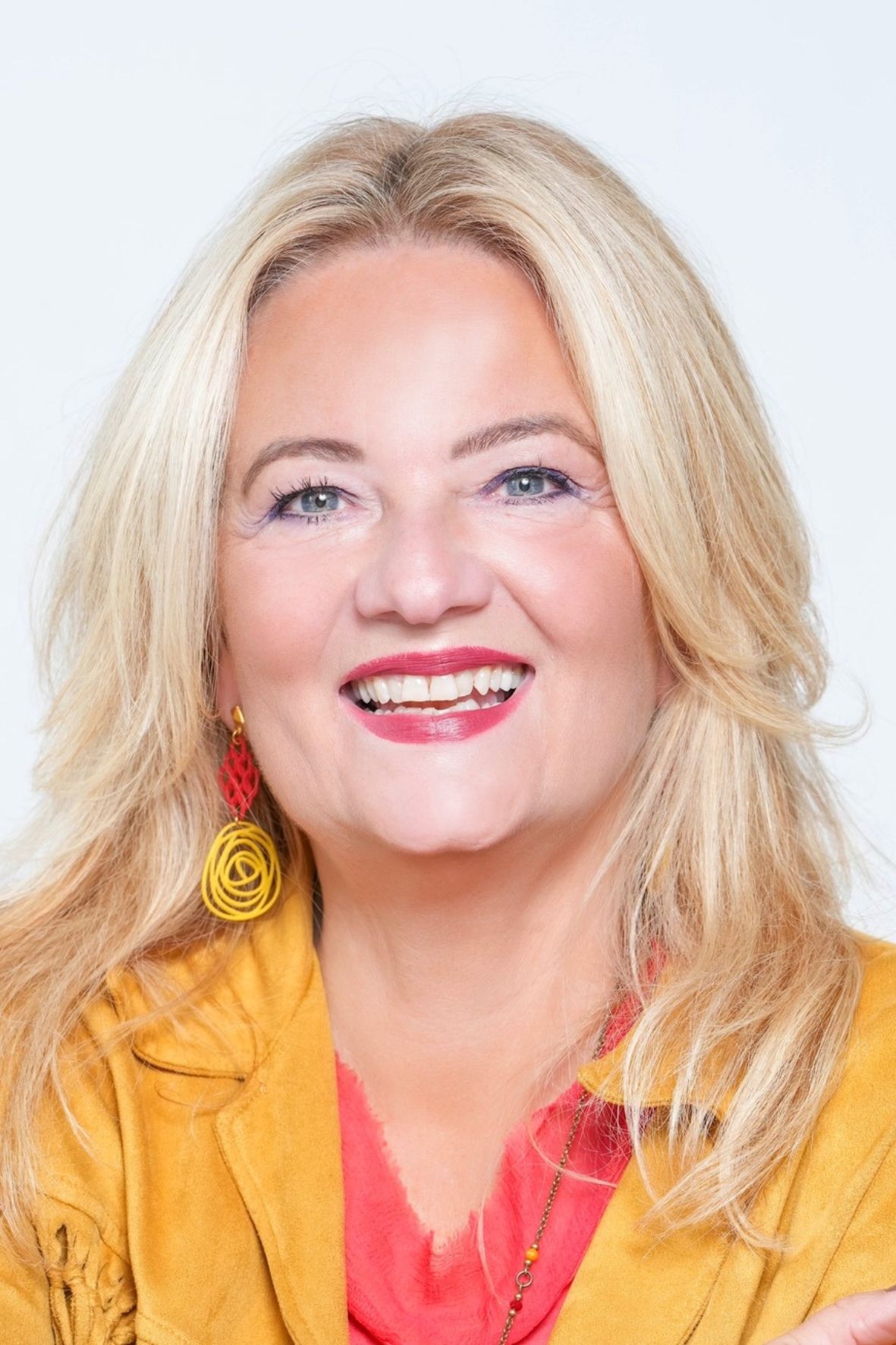Árelía Eydís Guðmundsdóttir